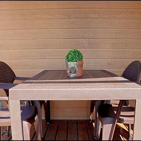 Bungalow Con Piscina Privada โกนิล เด ลาฟรอนเตรา ภายนอก รูปภาพ